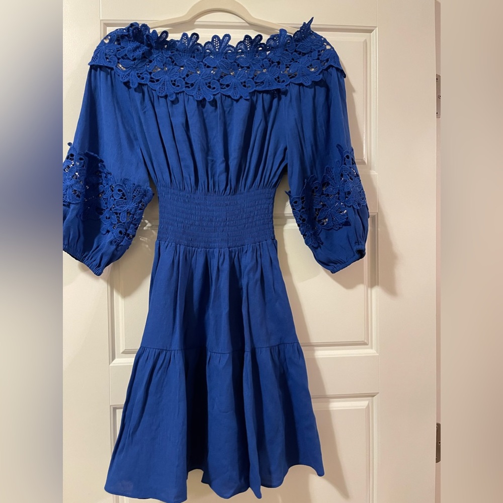 Women’s dress